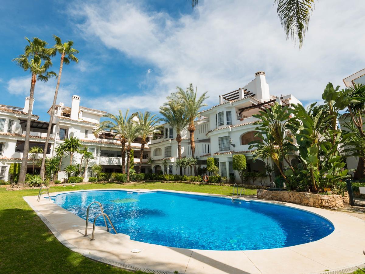 Ferienwohnung Los Naranjos Golf Duplex Marbella Exterior foto