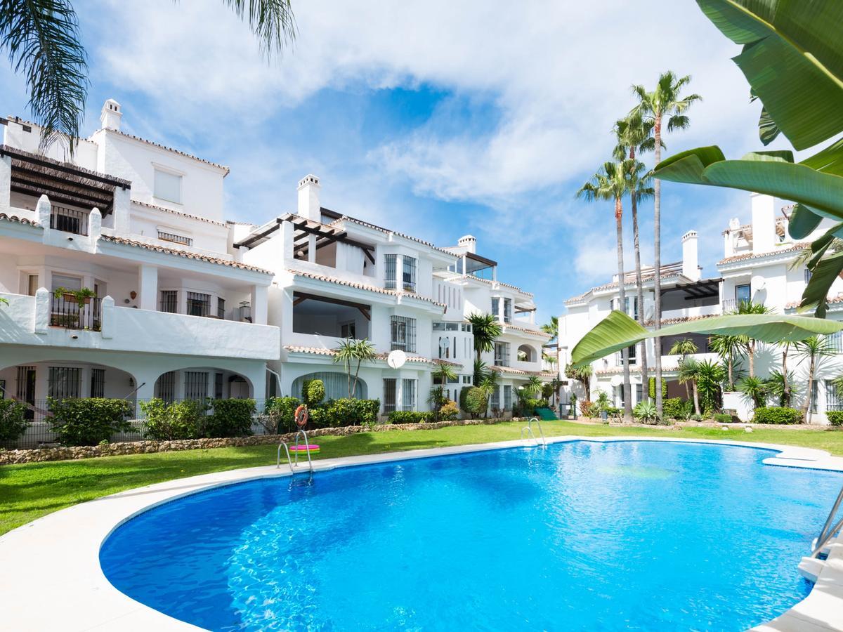 Ferienwohnung Los Naranjos Golf Duplex Marbella Exterior foto